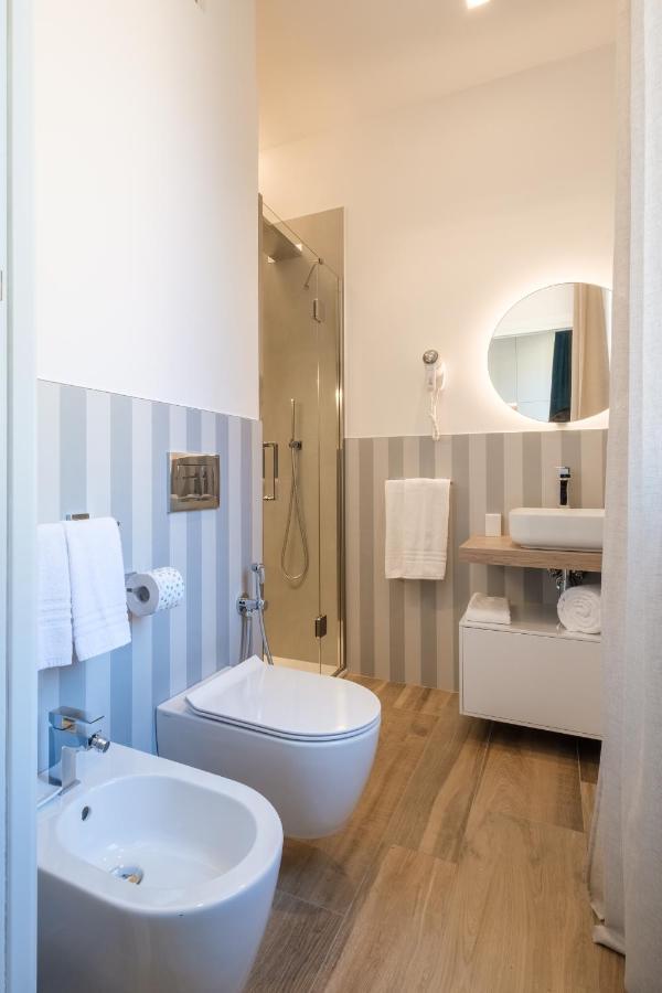 Blue Suite By Studio Vita โบโลญญา ภายนอก รูปภาพ